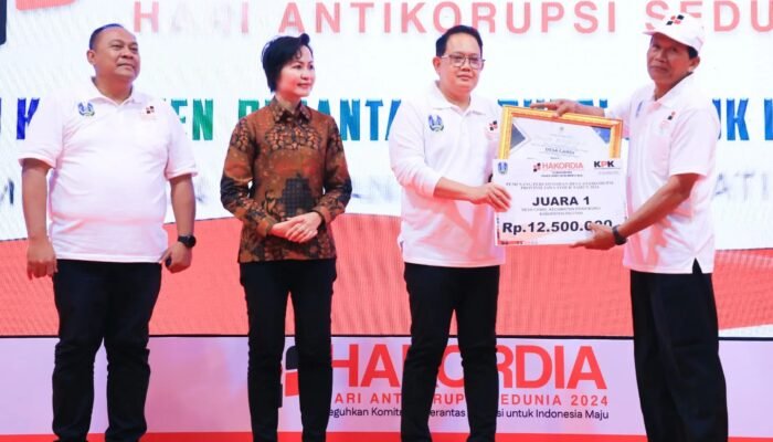 Pacitan Raih Penghargaan Desa Antikorupsi di Jawa Timur