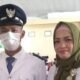 Kepala Desa Tanjung Buaya, Sidik Toliu, bersama istri.(Foto : Ist.)
